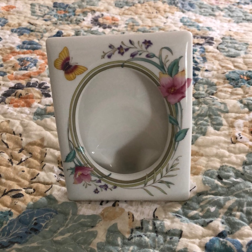 Vintage Porcelain photo frame dimensional